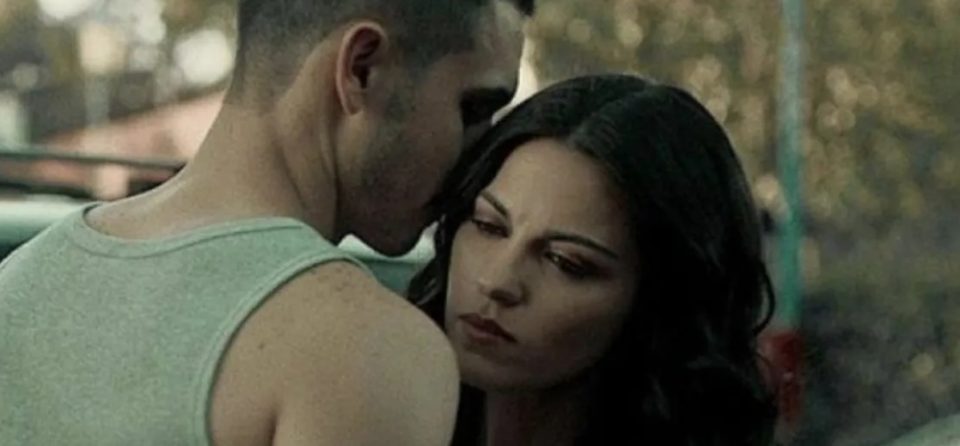 Quién es quién en “Oscuro Deseo”, la última serie de Netflix que combina drama y erotismo