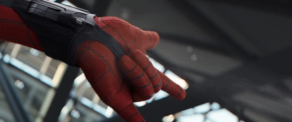 Inventó un dispenser de desinfectante que se activa “a lo Spiderman”