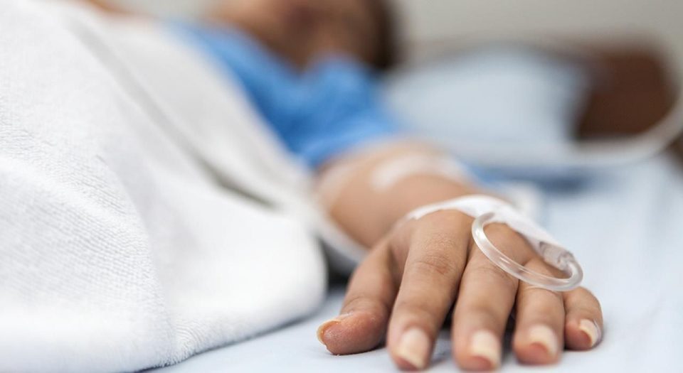 Un hombre afectado por el coronavirus sufrió un episodio maníaco que le hizo revelar secretos sexuales
