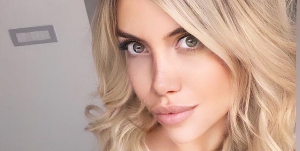 Wanda Nara se mostró en bikini durante un finde de relajación con amigos