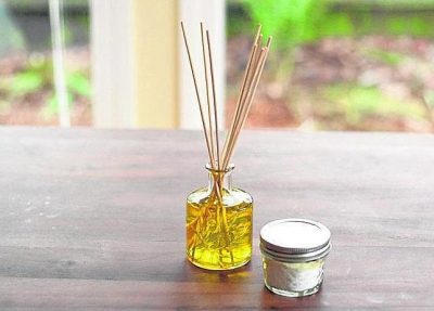Los mejores trucos para preparar aromatizantes caseros (ideales para la cocina)