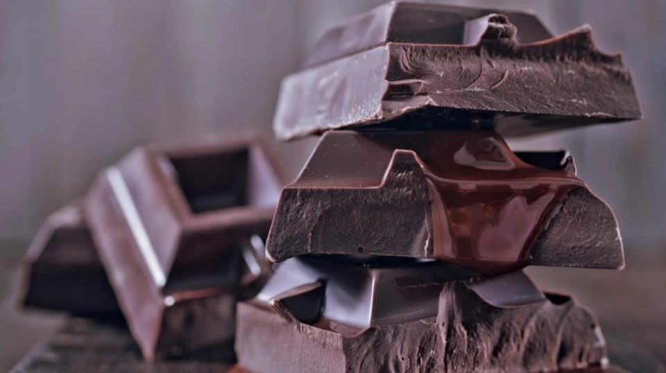 Aseguran que el chocolate ayuda a prevenir la formación de cálculos renales