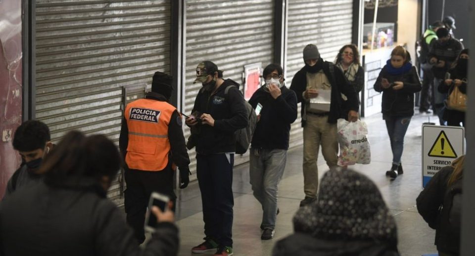 Coronavirus: confirmaron 5.939 casos y 120 muertes en las últimas 24 horas