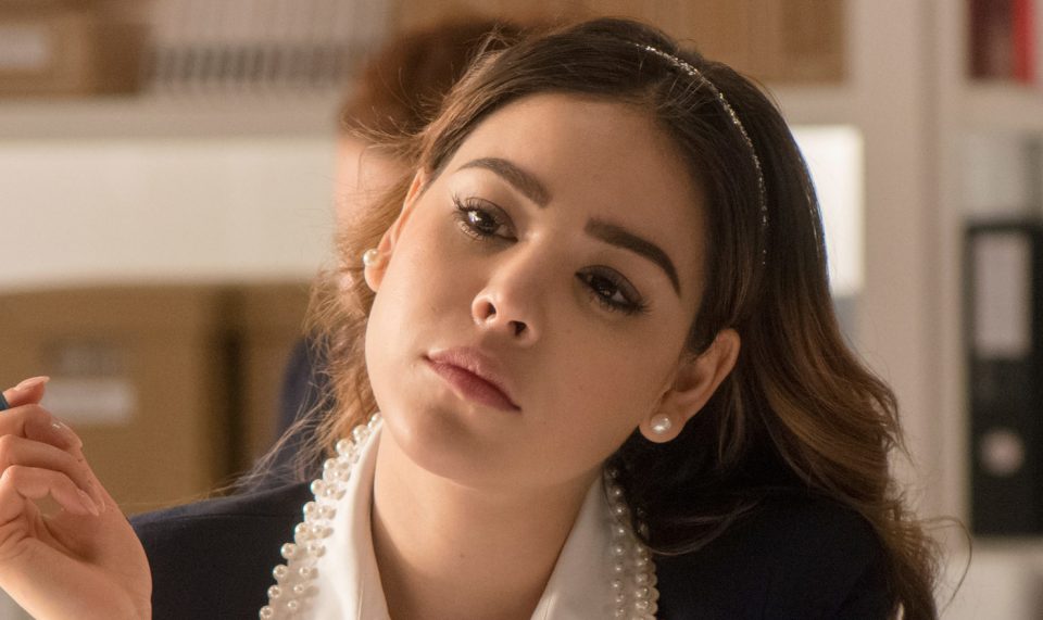 Recostada en la arena, Danna Paola cautivó posando en bikini: “Muy tranqui en la playita”