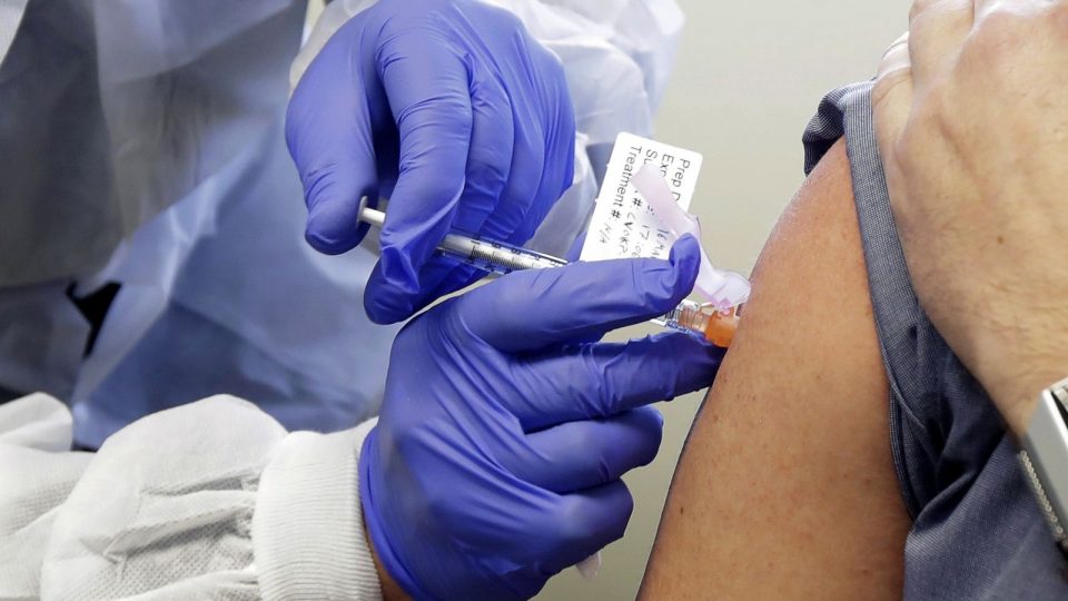 Coronavirus: cuáles son los efectos secundarios que tendrán las vacunas