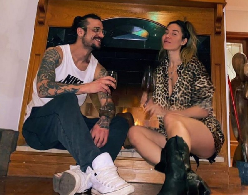 Daniel Osvaldo eligió una romántica foto de perfil de Whatsapp con Jimena Barón, en medio de los rumores de crisis