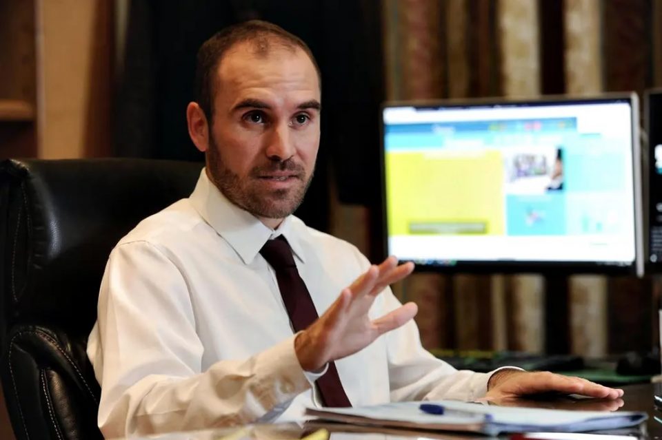 El Gobierno mejoró su oferta a los bonistas y aseguró que es el “máximo esfuerzo” que puede hacer