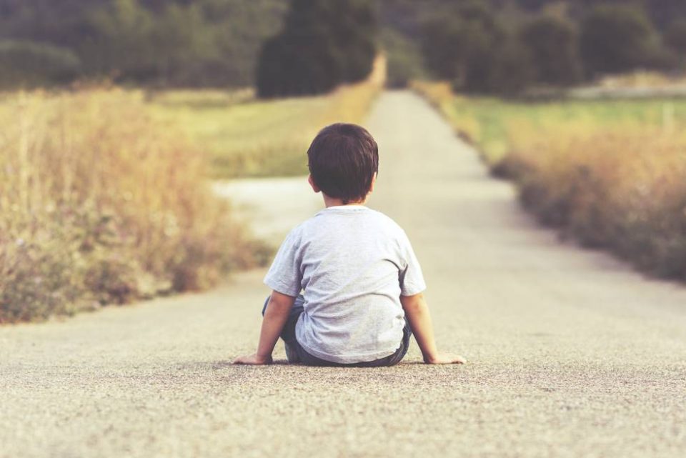 Devolvieron a un niño que adoptaron y deberán pagarle una indemnización