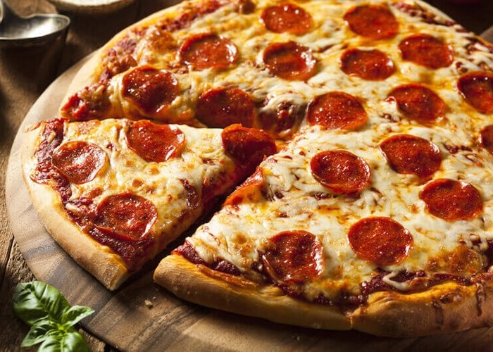 Pizza casera: cómo prepararla paso a paso