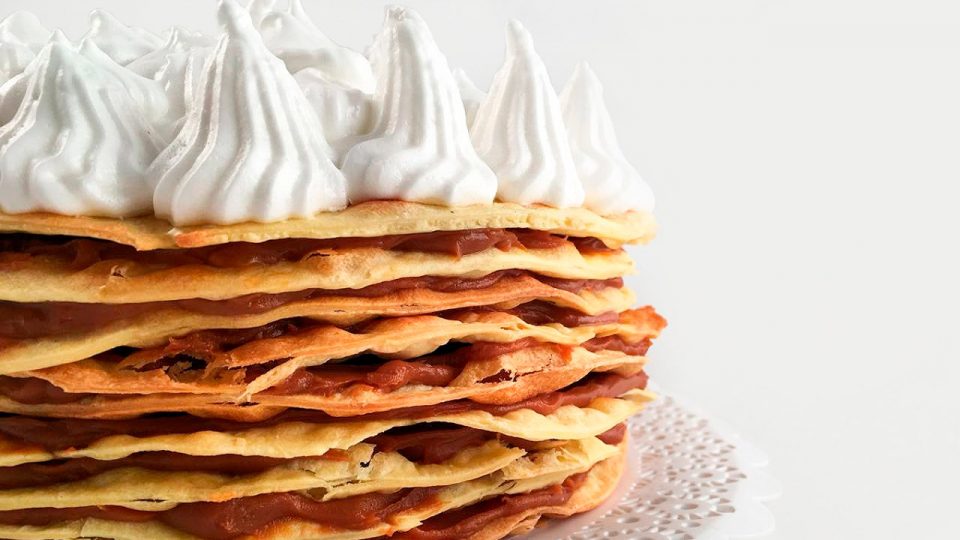 Rogel con tapas de empanada: receta exprés con delicioso resultado (y chau invierno)