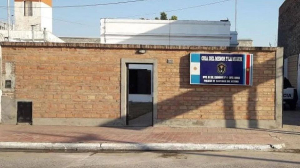 Una nena de 10 años denunció a su padrastro por abuso y la echaron de la casa