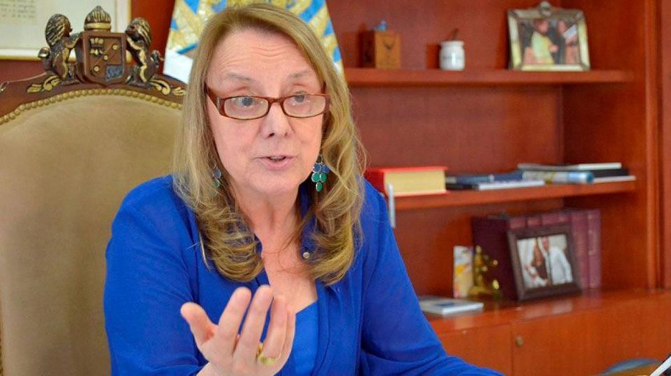 Alicia Kirchner aseguró que la producción de la vacuna de Oxford en la Argentina es “esperanza y reconocimiento”