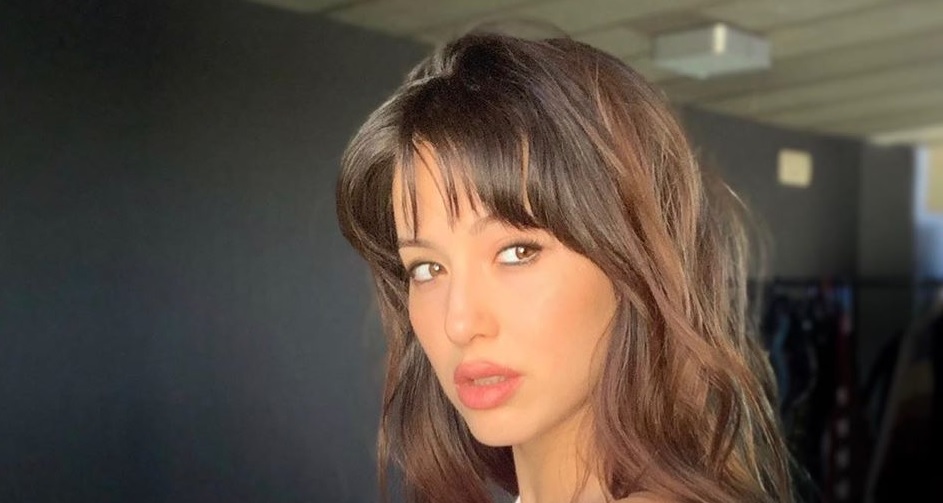 Flor Vigna y un paseo en ropa interior para anunciar su marca de ropa