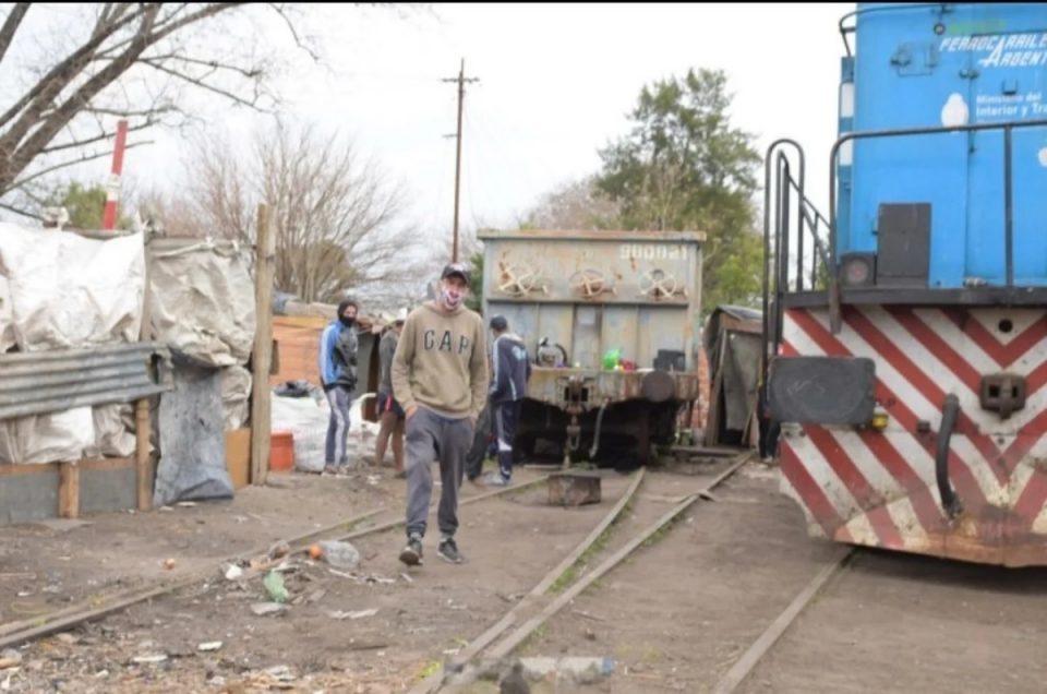 Dos ramales de la Línea Mitre podrán verse afectados por una toma de terrenos