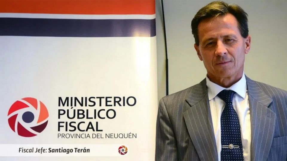 Un fiscal aseguró que las mujeres deben defenderse con armas: “Soy apologista de la defensa propia”