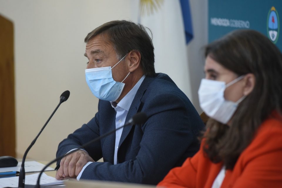 Durante 15 días se restringen las reuniones familiares y se cierran bares en Mendoza