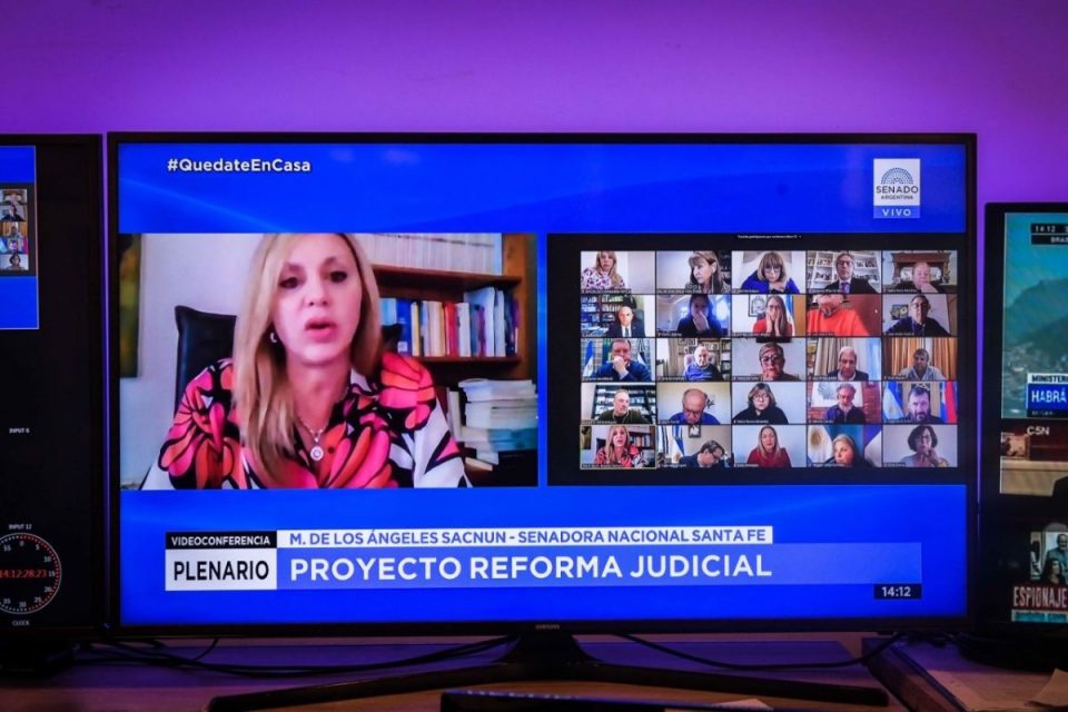 Una cláusula del texto de la reforma judicial habla sobre “influencia de poderes políticos y mediáticos”