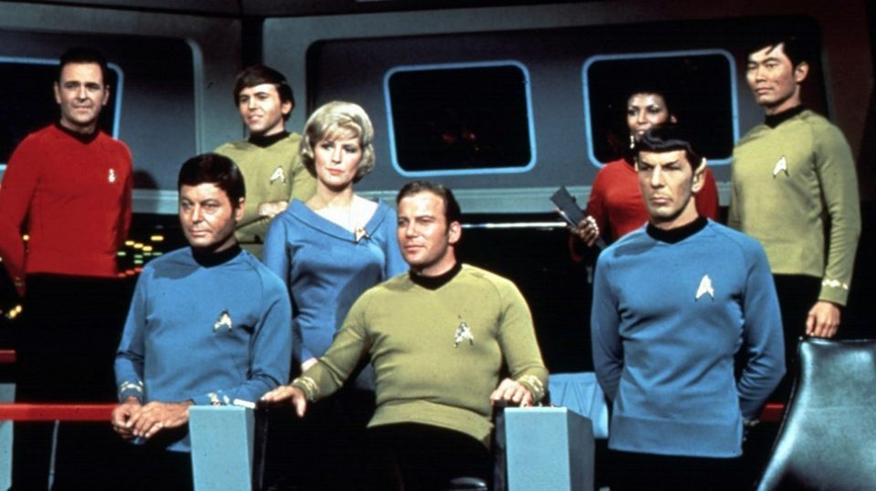 8 series sobre aventuras en el espacio que todo fanático de la ciencia ficción tiene que ver