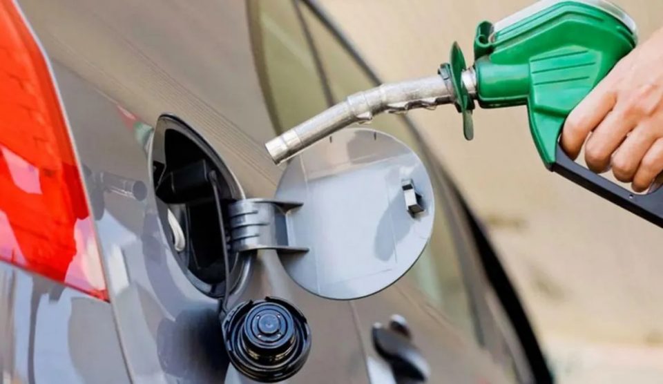 Combustibles: el Gobierno aumentará un 7% el valor tras ocho meses congelado