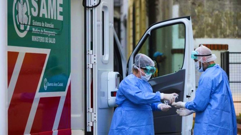 “Los trabajadores de la salud están cayendo como moscas”, el desgarrador testimonio de un médico