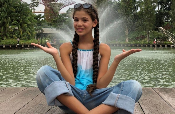 La actriz de “Elif” publicó una foto retro y sus fanáticos se sorprendieron por su cambio físico