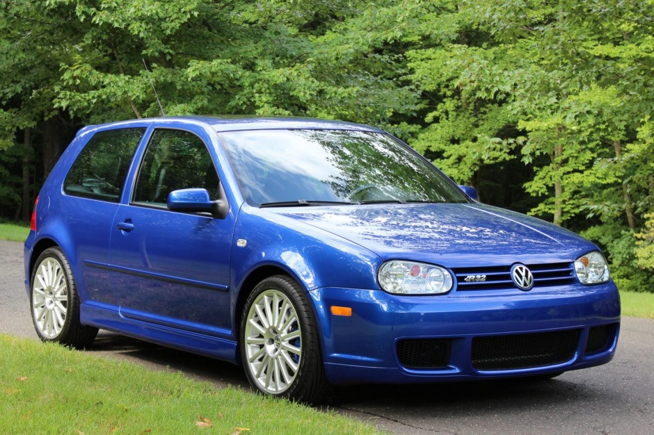 El auto “común” del 2004 que se logró vender en una subasta al doble de su valor original
