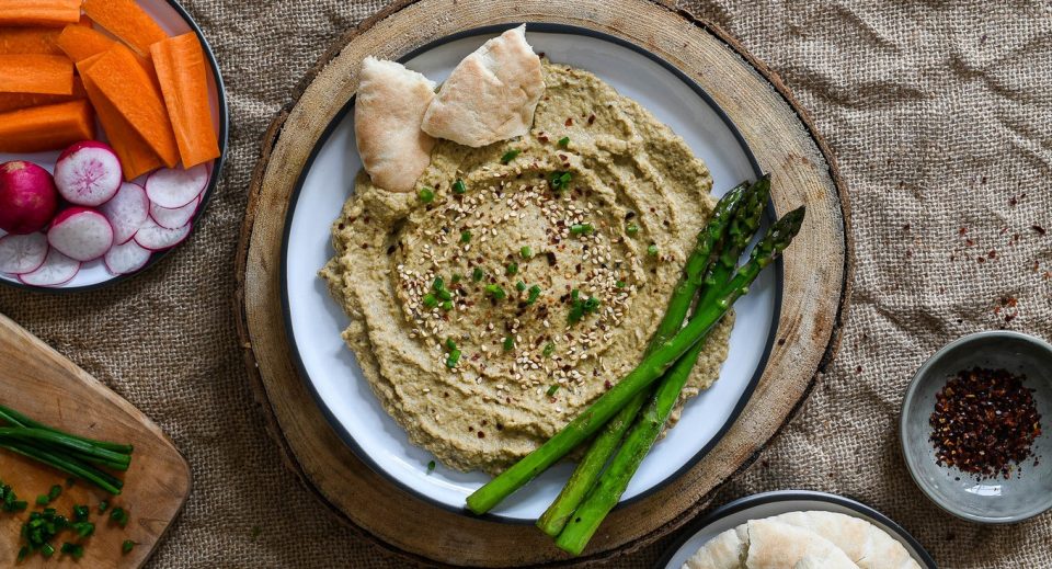 Baba ganush: la receta definitiva del hummus de berenjenas libanés (listo en 15 minutos)