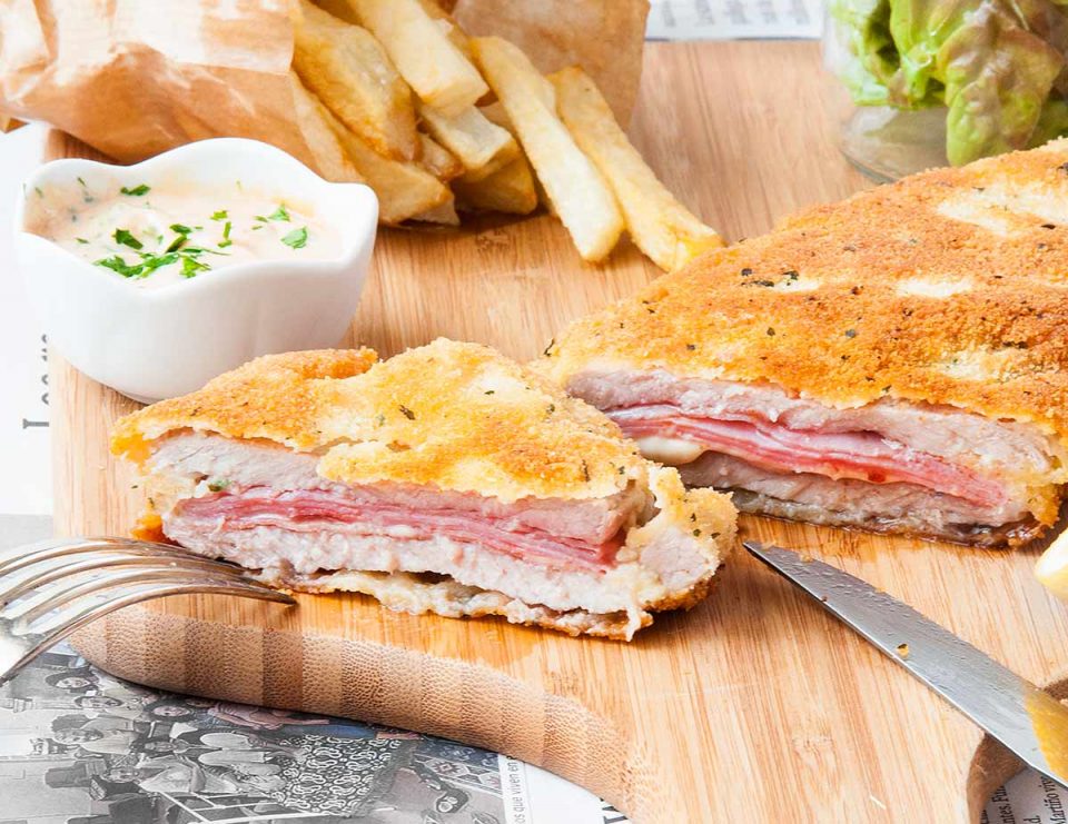 Milanesas de pollo rellenas: un recetón cargado de sabor para disfrutar en familia