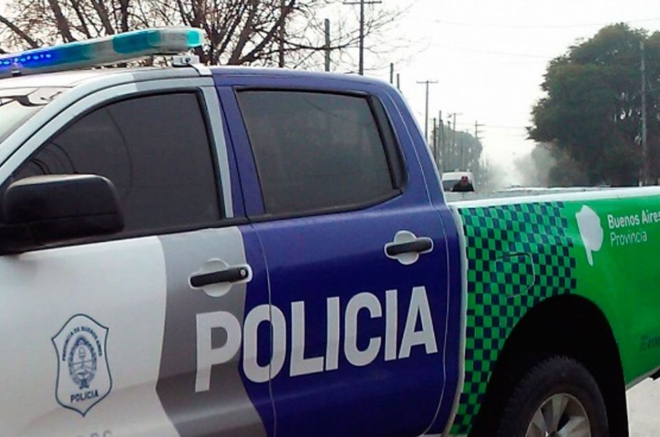 Balearon en la cabeza a un hombre en plena calle y huyeron