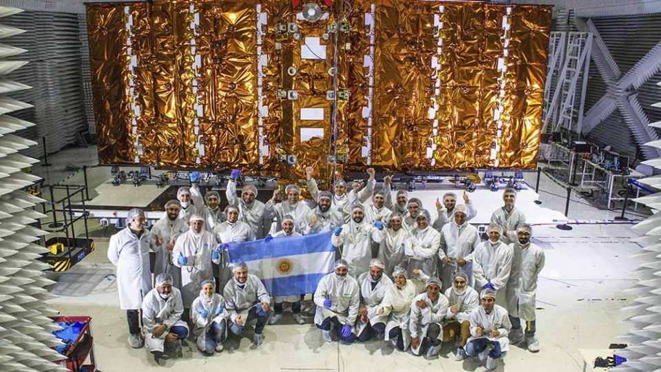 Saocom 1B: a qué hora y cómo ver el lanzamiento del satélite argentino