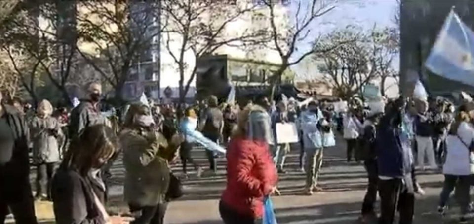Se repiten los banderazos contra el Gobierno en diferentes puntos del país