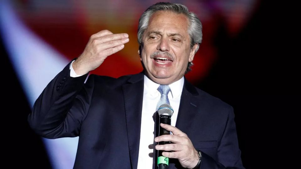Alberto Fernández: “La pobreza sería peor si el Estado no hubiera auxiliado en la pandemia”