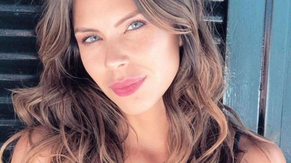 Barby Franco posó con barbijo y en ropa interior frente a cámara