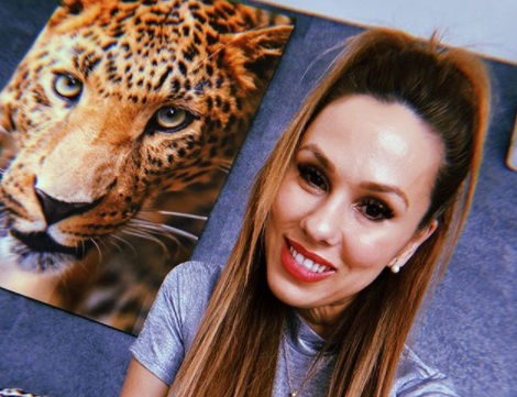 Top y calzas rosas, el look de Barby Silenzi para entrenar