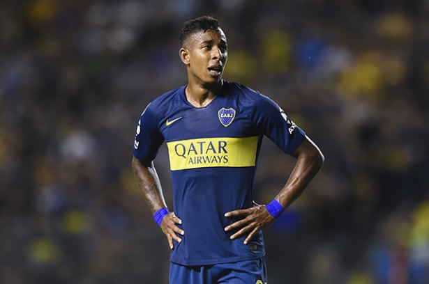 Sebastián Villa no quiere jugar más en Boca