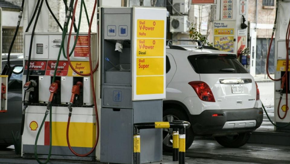 Tras YPF, Shell aumentó cerca de un 5% el precio de sus combustibles