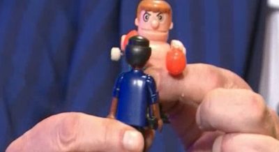 Los “Soldaditos” de Jorge Lanata: “El primer playmobil porno”
