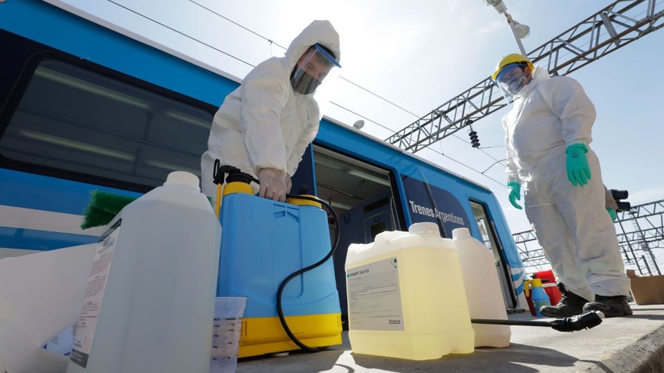 Transporte público: probaron con éxito una nueva fórmula que elimina el coronavirus