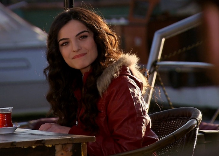 Cómo luce hoy Asude Unsalan, una de las figuras de “Fatmagul”