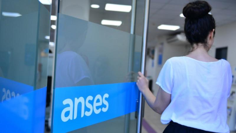 ANSES: quiénes cobran AUH, AUE y asignaciones familiares este viernes 11 de septiembre