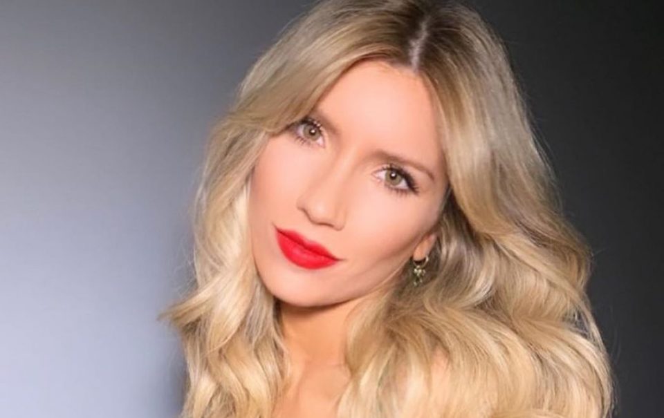 En modo sensual y con zapatos rojos: Laurita Fernández dejó al descubierto su figura