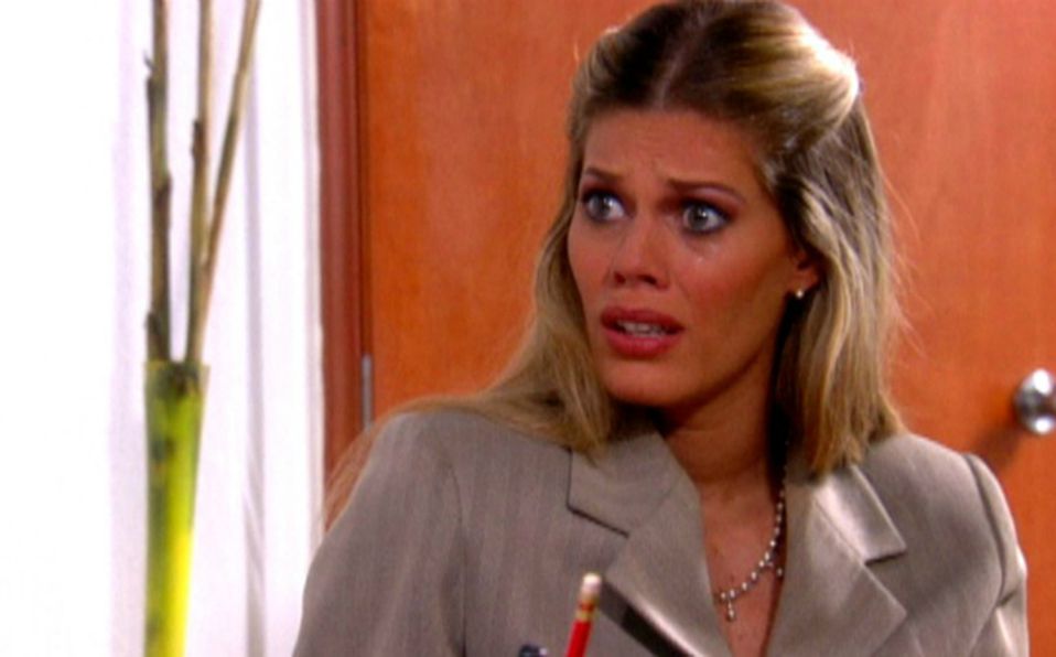 Lorna Cepeda (La “peliteñida” de Betty, la fea) la rompió con una malla escotada y a pura sensualidad