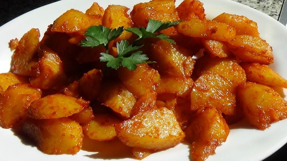 Papas con pimentón, una receta exquisita y súper simple (lista en 30 minutos)