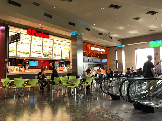 Reabren los patios de comidas en los shoppings en Córdoba
