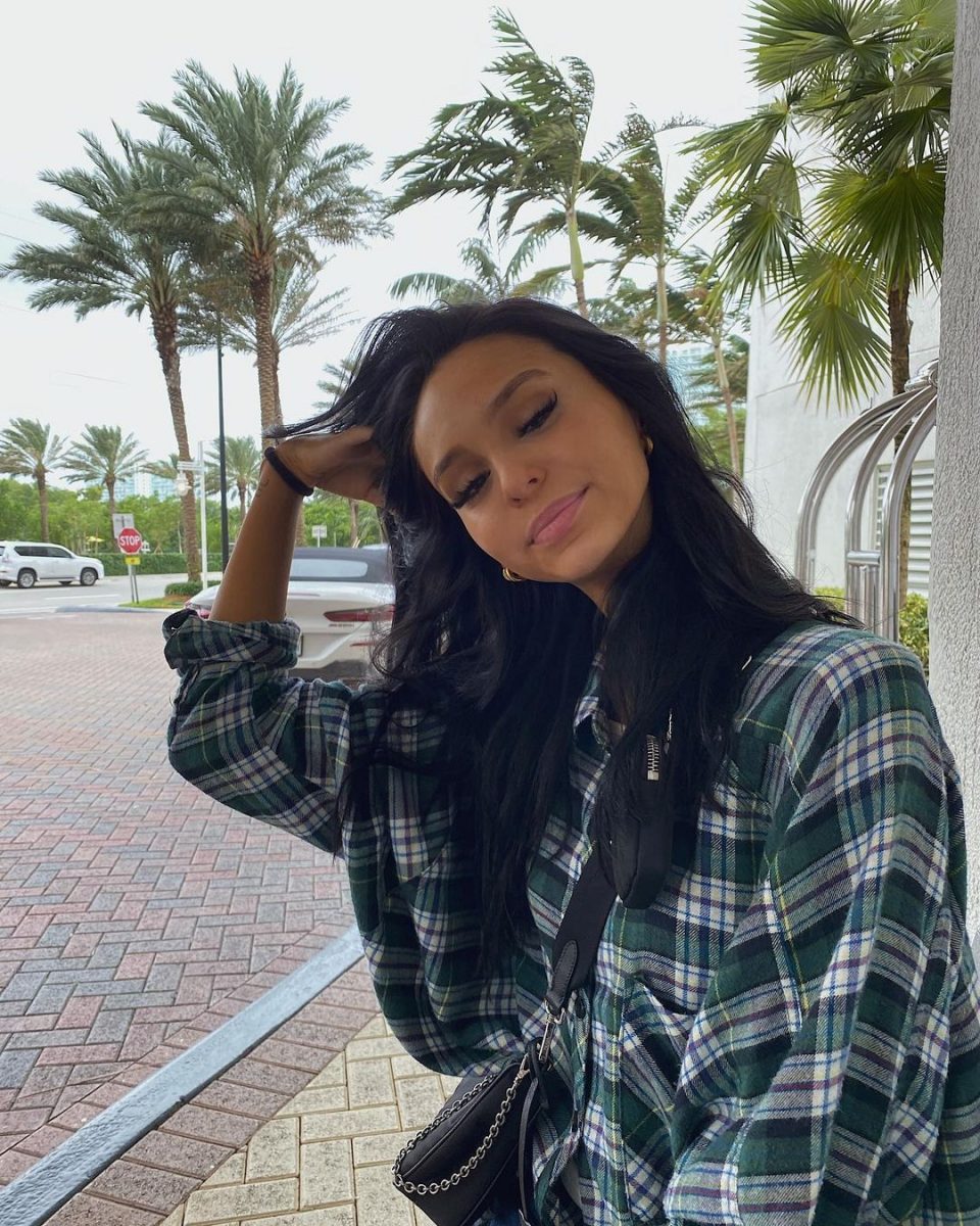 Juanita Tinelli se fue de vacaciones a Miami junto a la familia de su novio