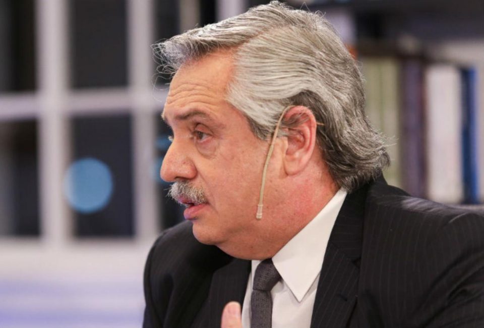 Alberto Fernández habló del cepo: “¿Qué era más importante: preservar el trabajo o comprar 200 dólares?”