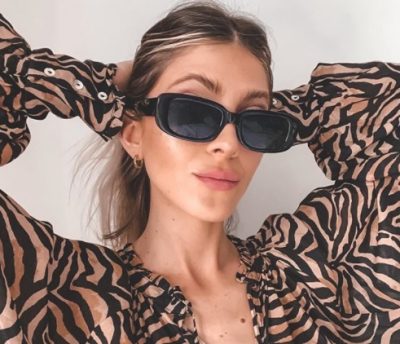 Cande Ruggeri quiso mostrarse tomando sol en bikini, pero su perro se robó toda la atención