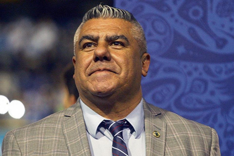Claudio Tapia confirmó la vuelta del fútbol
