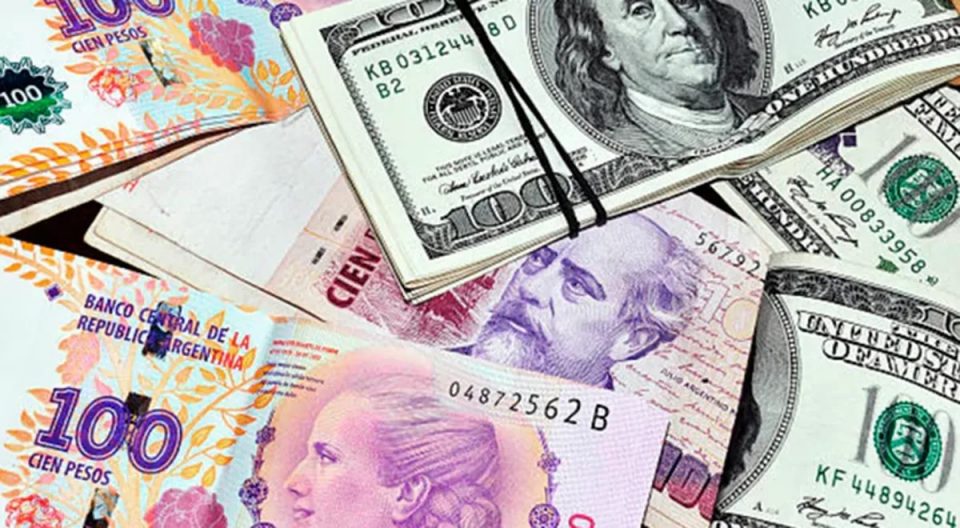 Daniel Artana: “La brecha cambiaria puede verse como un exceso de pesos”