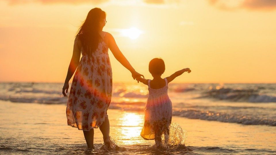 Día de la Madre: por qué se celebra en octubre